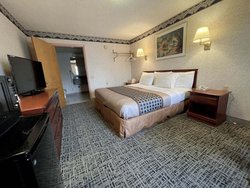  - Red Carpet Inn Williamstown