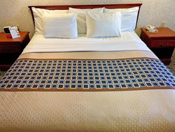  - Red Carpet Inn Williamstown