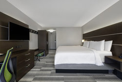  - Holiday Inn Express & Suites Grandview