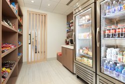  - Holiday Inn Express & Suites Gulf Breeze