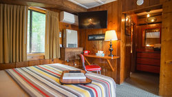  - Foot of the Mountain Motel Boulder