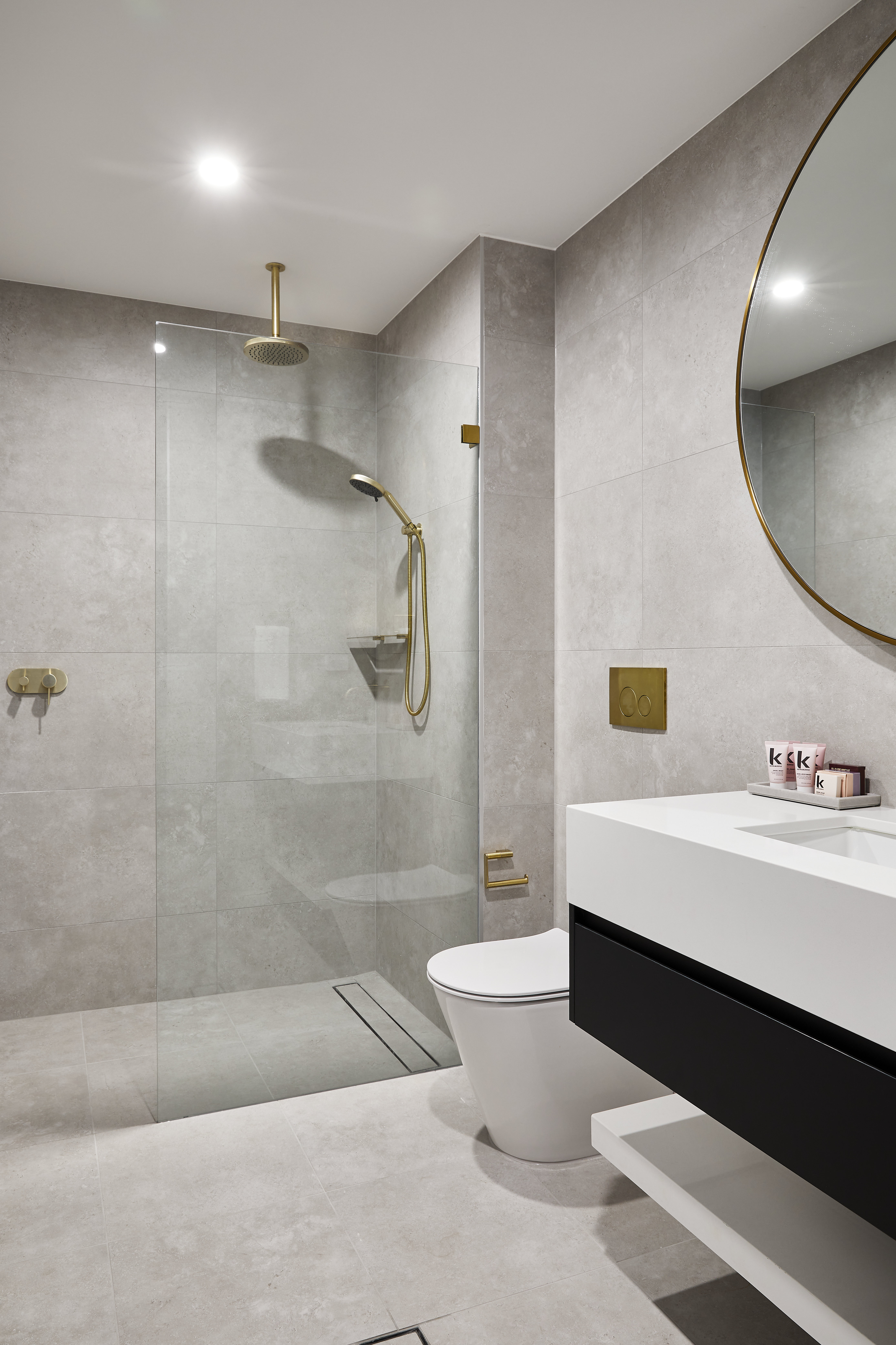 ASTINA SUITES-guestroom-Ensuite 1.jpg