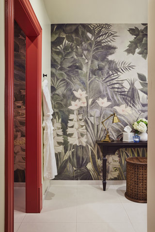 The Aster - Bathroom