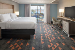  - Holiday Inn Columbia Riverfront Portland - I-5, Exit 308