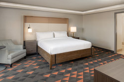  - Holiday Inn Columbia Riverfront Portland - I-5, Exit 308
