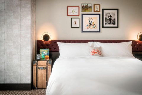 THE ELIZABETH HOTEL - Photo 27