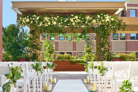 THE ELIZABETH HOTEL - Photo 54