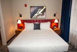  - BLU-Tique Hotel Downtown Akron