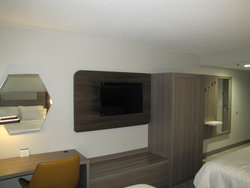  - Holiday Inn Express & Suites Donegal - I-70 & I-76, Exit 91