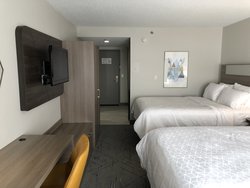  - Holiday Inn Express & Suites Donegal - I-70 & I-76, Exit 91