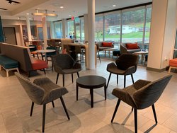  - Avid Hotel Salem - I-81, Exit 137