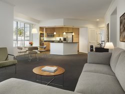  - AKA Hotel Beverly Hills