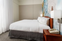  - Courtyard by Marriott Downtown Houston - I-45, Exits 47B & 47C