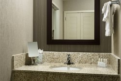  - Courtyard by Marriott Downtown Houston - I-45, Exits 47B & 47C