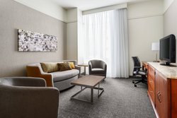  - Courtyard by Marriott Downtown Houston - I-45, Exits 47B & 47C