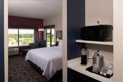  - Holiday Inn Express & Suites Downtown Little Rock - I-30, Exits 140 & 140B