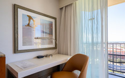  - Crowne Plaza Hotel Ventura Beach