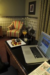  - Century Hotel Tualatin - I-5, Exit 289