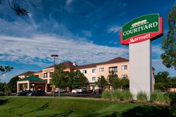  - Courtyard by Marriott Hotel East Wichita