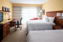  - Courtyard by Marriott Airport Indianapolis - I-74 & I-465, Exit 11