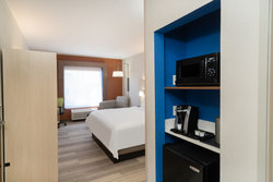  - Holiday Inn Express & Suites Magee