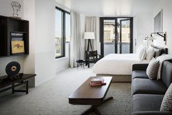  - Halcyon Hotel Cherry Creek