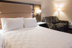  - Holiday Inn Tower & Suites Downtown Vancouver