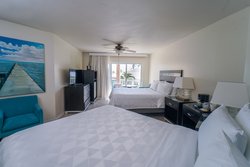  - Holiday Inn Resort Grand Cayman