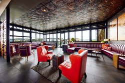  - Edwin Hotel Aquarium Chattanooga