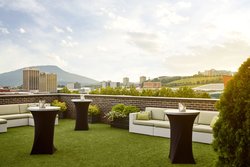  - Edwin Hotel Aquarium Chattanooga