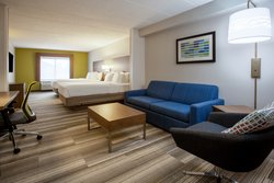  - Holiday Inn Express & Suites Fort Wayne - I-69, Exit 302