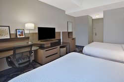  - Fairfield Inn & Suites by Marriott Milwaukee - I-794, Exit 1E