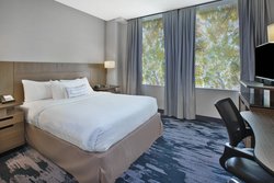  - Fairfield Inn & Suites by Marriott Milwaukee - I-794, Exit 1E