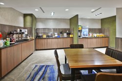  - Fairfield Inn & Suites by Marriott Milwaukee - I-794, Exit 1E