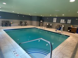 - Holiday Inn Express & Suites Camas