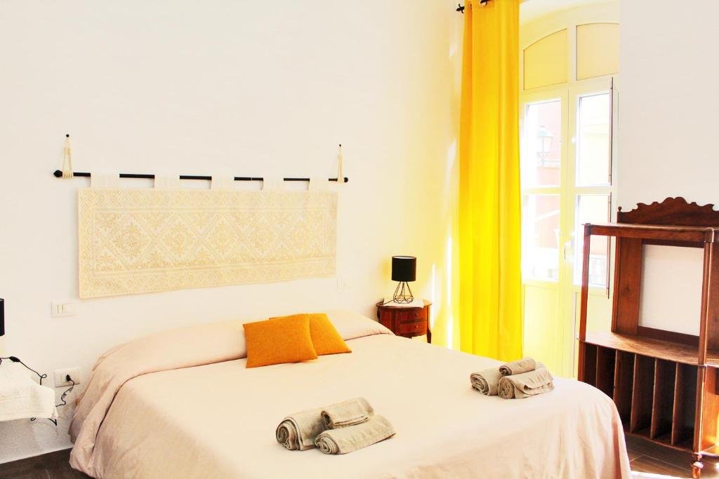 HOTEL BAYLLE-guestroom-GUESTROOM.jpg