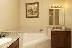  - World Quest Resort Lake Buena Vista Orlando - I-4, Exit 67