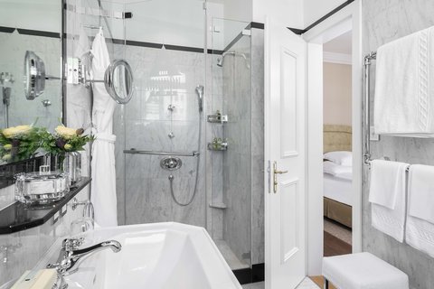 BADRUTT’S PALACE HOTEL - Photo 20