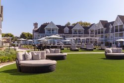  - Carlsbad Inn Beach Resort