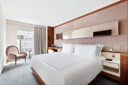  - 33 Seaport Hotel New York