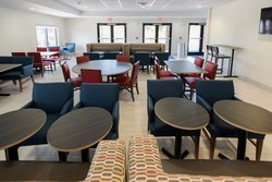  - Holiday Inn Express & Suites Vineyard Northwest Lexington - I-285, Exit 89