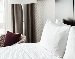  - Crowne Plaza Hotel Southwest Burr Ridge - I-55, Exit 276