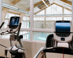  - Crowne Plaza Hotel Southwest Burr Ridge - I-55, Exit 276