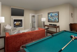  - Westin Hotel Sacramento - I-5, Exit 515