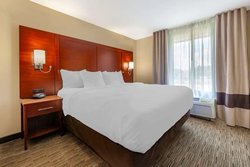  - Holiday Inn Express & Suites Park Place NW Milwaukee