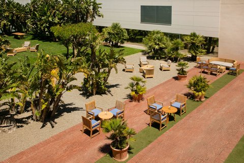 LE MERIDIEN RA BEACH HOTEL SPA - Photo 41