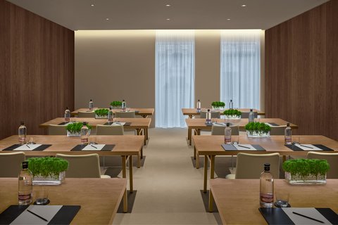 THE MADRID EDITION - Photo 90