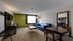  - Holiday Inn Express & Suites Ashtabula - I-90, Exit 223
