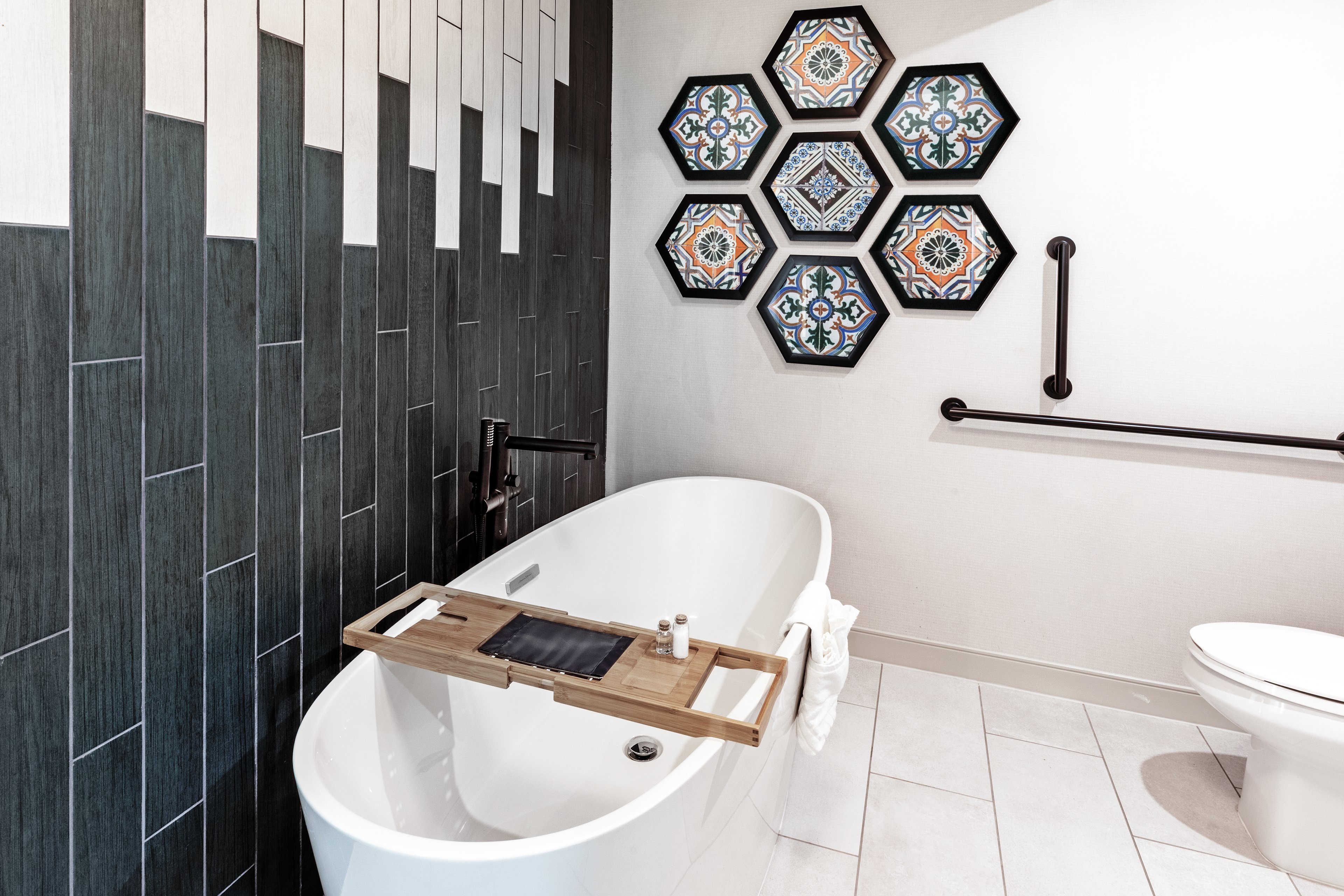 HOTEL INDIGO SPRING WOODLANDS AREA-guestroom-Recharge in our one King Bed Suite Soaking Tub..jpg