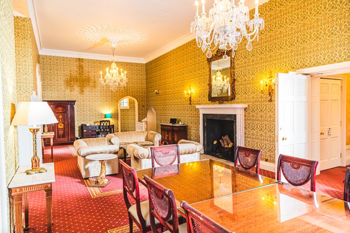 DONNINGTON GROVE-guestroom-Manor House Suite.jpg